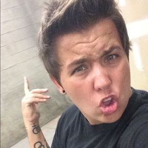 Meet your Posher, Shawnee